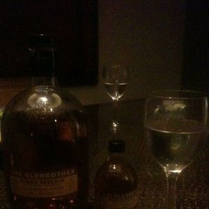 Meet your Posher, Candice